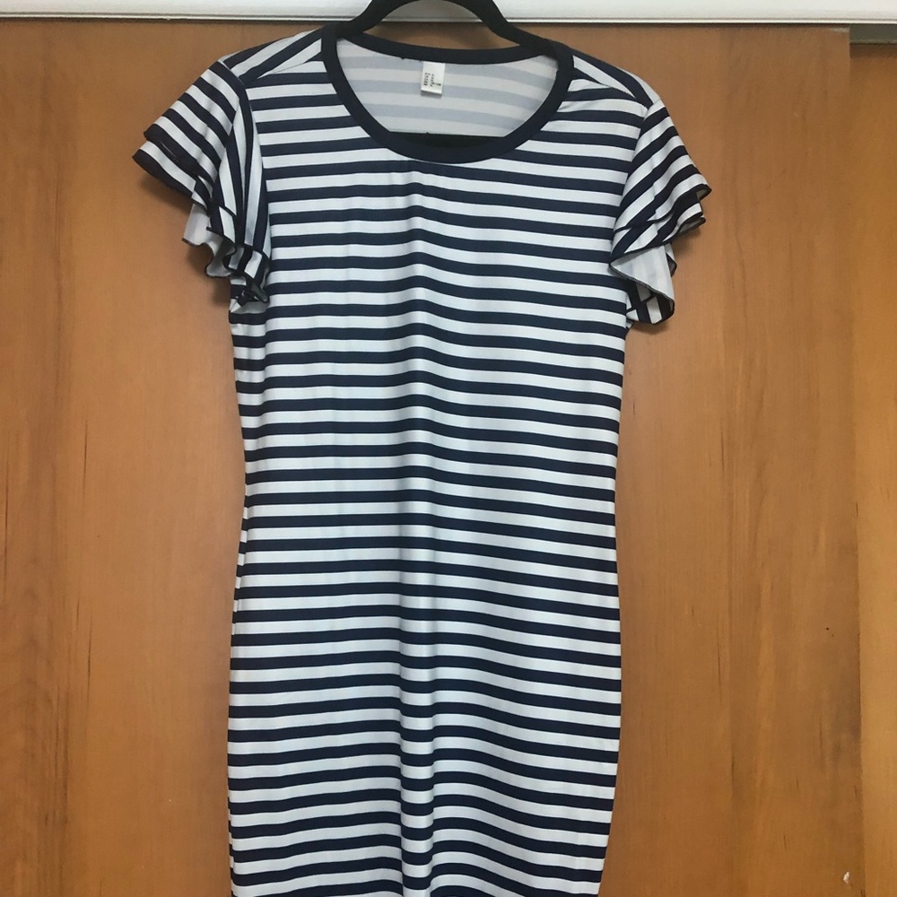 Flutter Sleeve Dress
